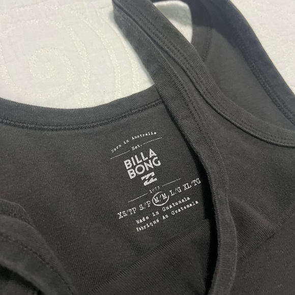 Billabong Tank Size Medium - Picture 3 of 3
